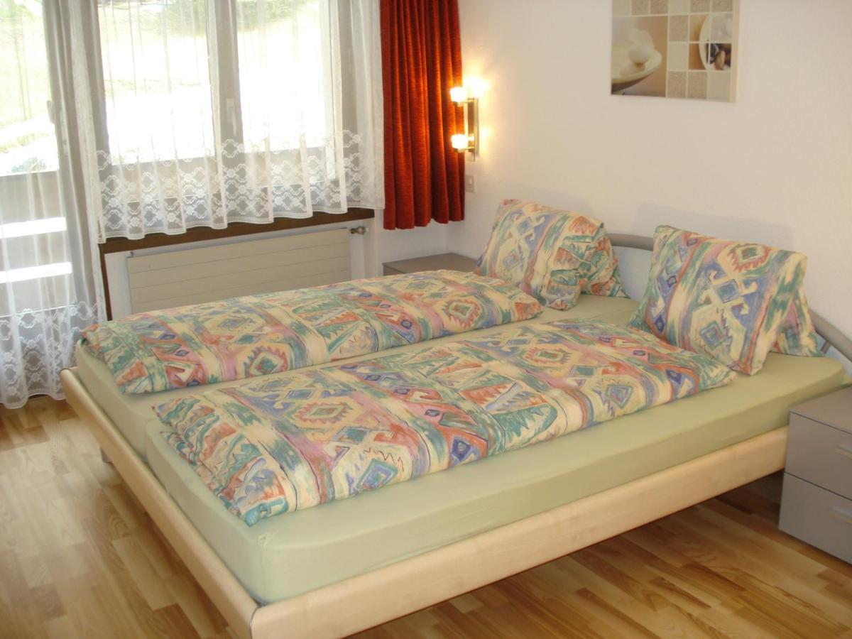 סאס-אלמאגל Hotel Kristall מראה חיצוני תמונה